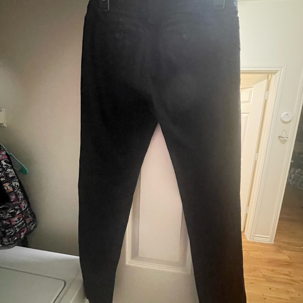 Women's Black Skinny Jeans